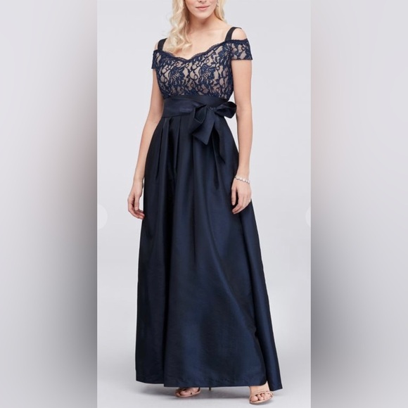 Women’s Formal Dress Size 8 R&M RICHARDS Navy Cold Shoulder Full Length Blouson - Picture 1 of 6